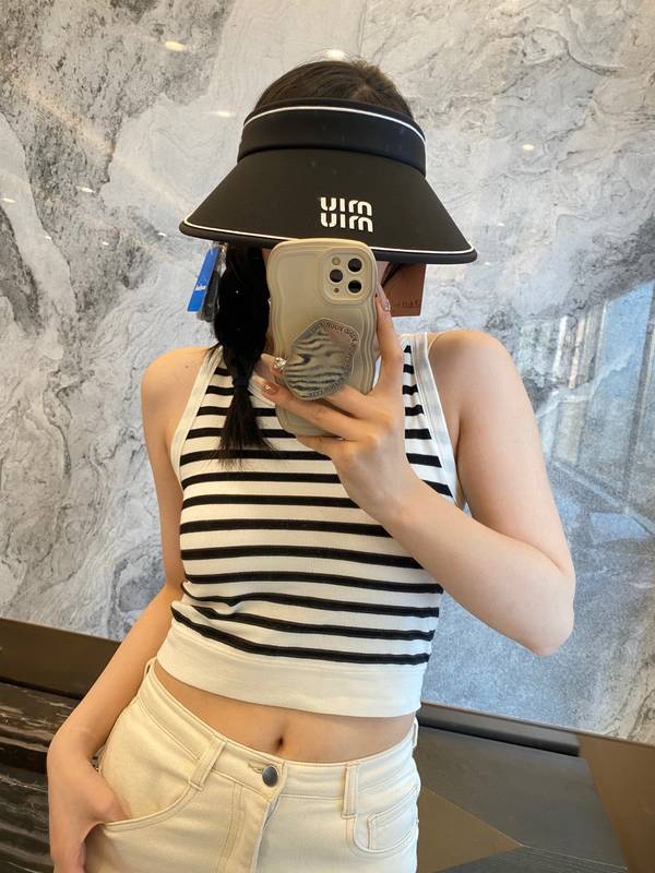 Miu Miu Hat MUH00205